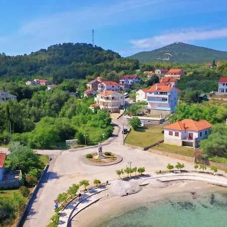 Friendly Village Apartmán *